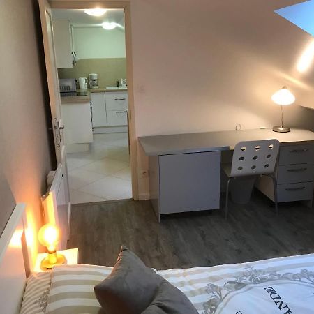 Petit F3 Sympa Apartment Orsay Bagian luar foto